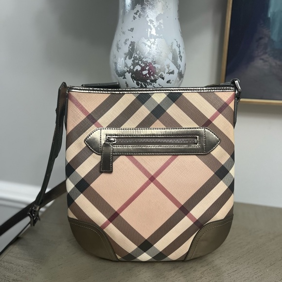 Burberry Crossbody - Picture 3 of 11